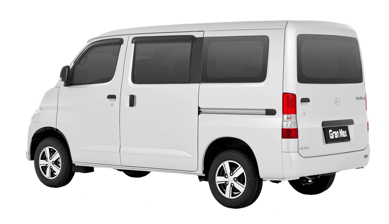 Daihatsu GranMax Minibus 5