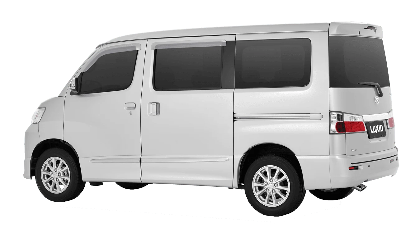 Daihatsu Luxio 5